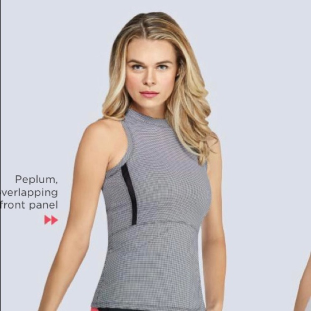 Tail brand tennis top